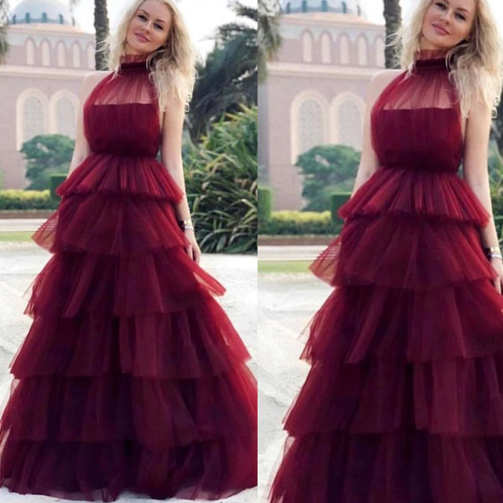 Borgogna prom dresses 2019 di alta neck pieghe a file red hot abiti da sera abiti profondo rosso