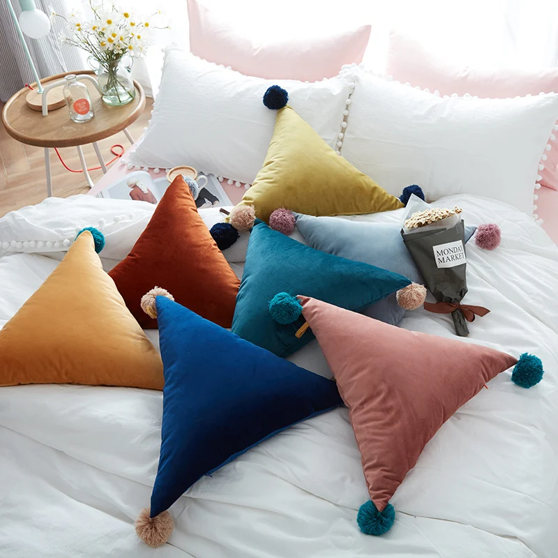 

3Pcs/Lot New High Quality Throw Pillows With Pom Pom Cushions For Home Car Living Room Decoration Almofadas Home Textile Cojines