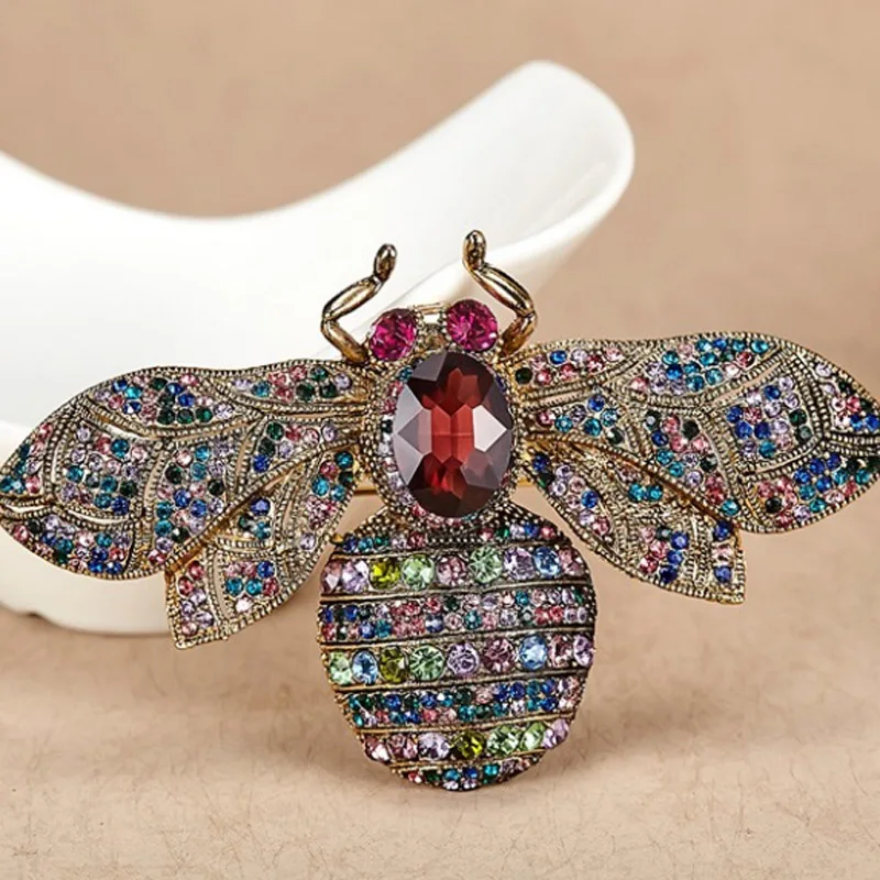 zlxgirl Big Size Bee Brooches Jewelry vintage Broaches Women Party Anniversary Jewelry Rhinestone Pin Brooch Hijab Accessories