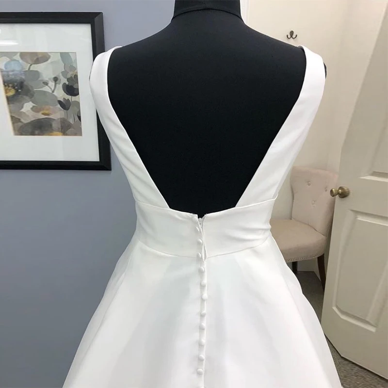 Simple A-line Wedding Dresses White Ivory Satin Boho Bridal Gowns Zipper Back Chapel Train Custom Made Real Image Wedding Gowns