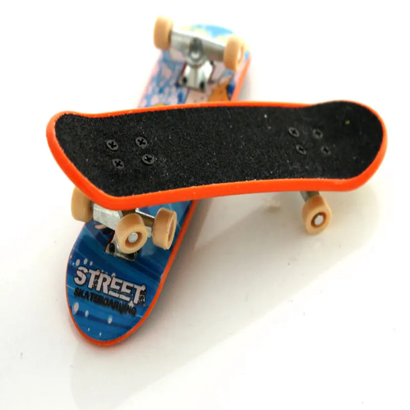 Alloy Stand Mini Finger Skate Boarding Toys 60 colour decoration With Retail Box FingerBoard Children Gift