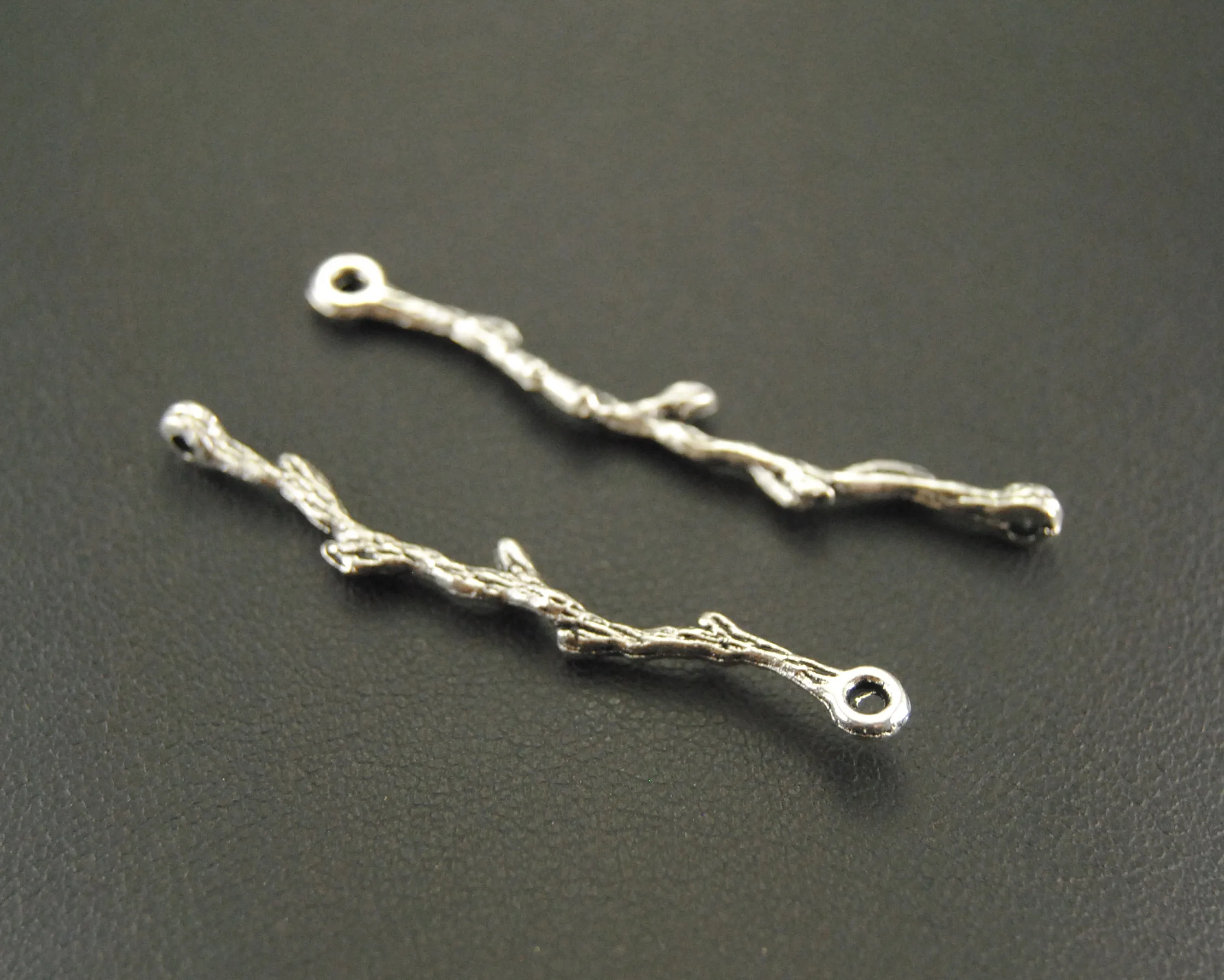 10 Pcs  Silver Color Filigree Leaf Branch Charm Connector For DIY Jewelry Making Findings A627