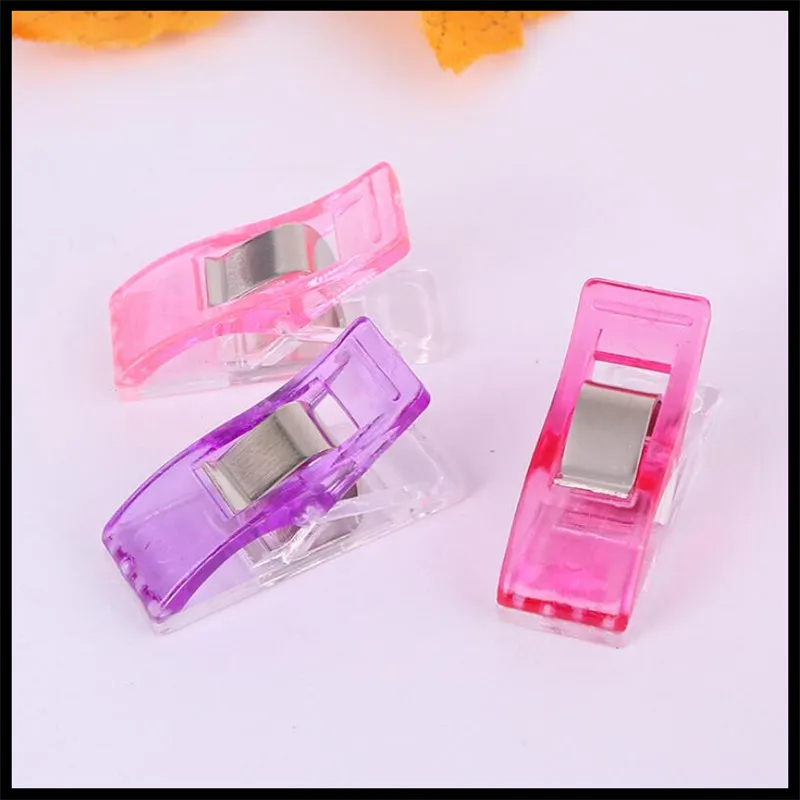 50Pcs/Lot Small Size 27mm Mini Plastic Clips For Photo Clips Clothespin Craft Decoration Clips Postcard Clips Home Decoration