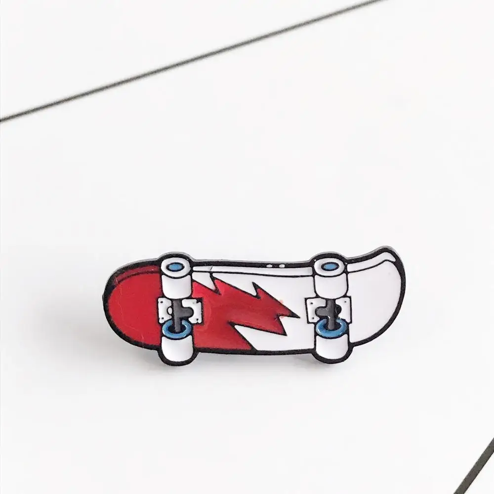 Enamel Brooches Pin For Women Creative cartoon skateboard brooch badge jewelry Color lightning skating brooch Jewelry