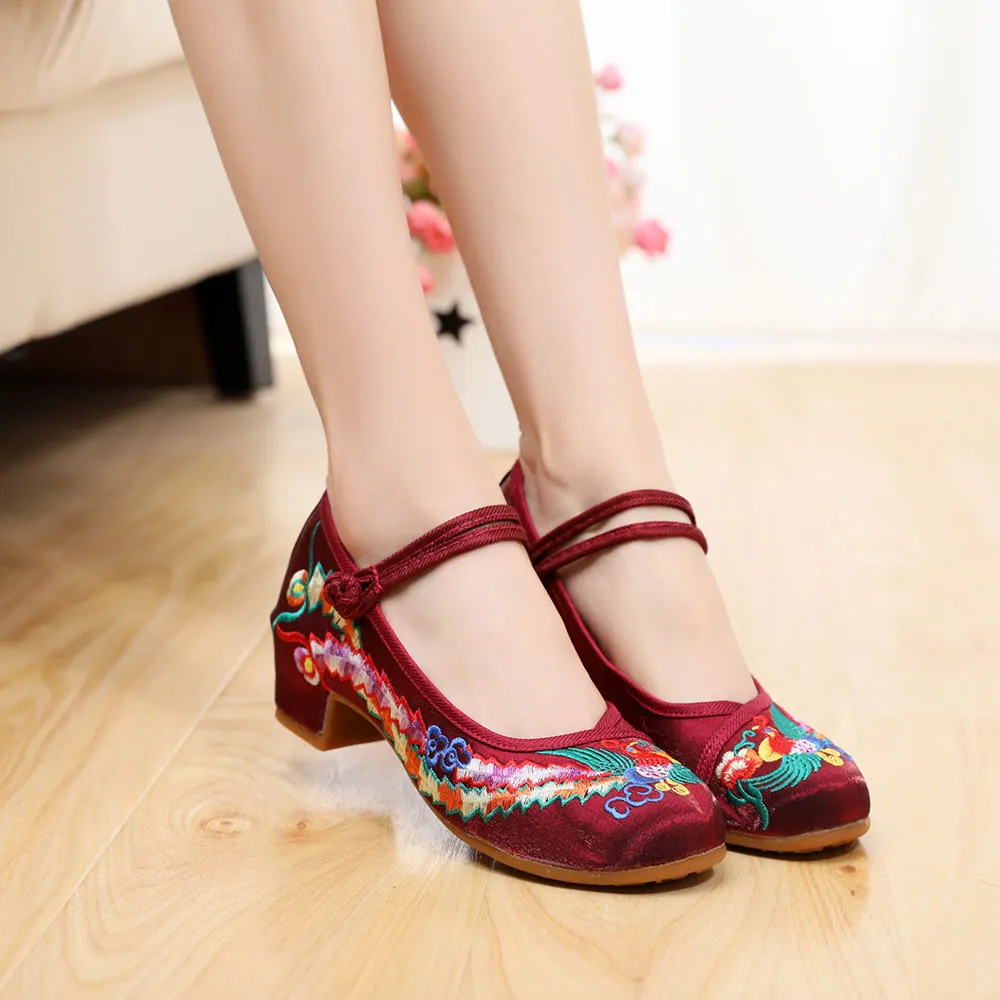 Veowalk Phoenix Embroidered Women Canvas Block Heel Shoes Instep Strap Elegant Ladies Retro Chinese Cheongsam Matched Pumps