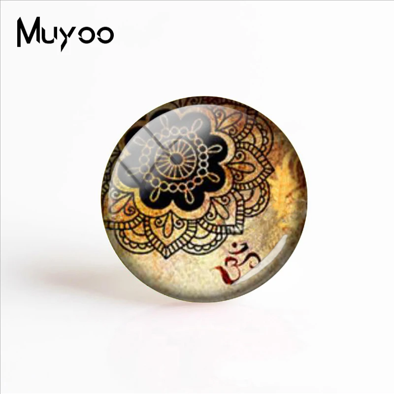 

2018 New Om Pattern Fashion Handcraft Jewelry Yoga Glass Cabochon Dome Zen Art Photo Jewelry Gifts For Friends