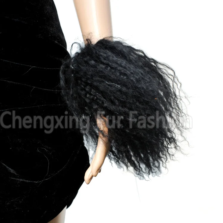 

FREE SHIPPING CX-A-47 Cute And Lovely Mongolian Lamb Fur Fur Cuff Bracelet Hot Selling