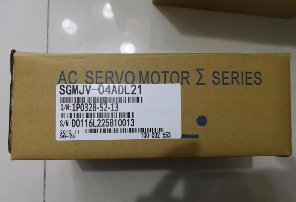 new and original servo motor SGMJV-04ADL21