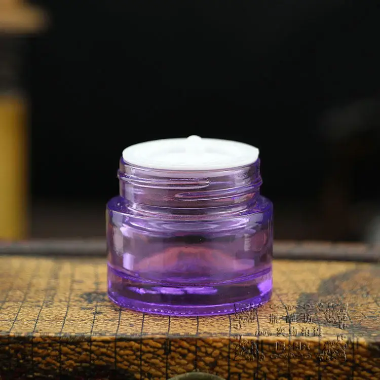 50pcs wholdesale 10g light purple glass cream jar with silver lid, mini luxury purple glass 10 g empty cosmetic jar  for sample