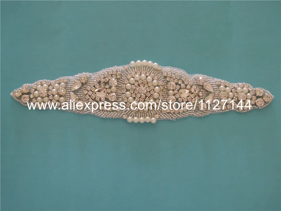 (30PCS)Wholesale hand beaded sewing bridal sash rhinestone pearl applique iron on for wedding dresses DIY belt WDD0501