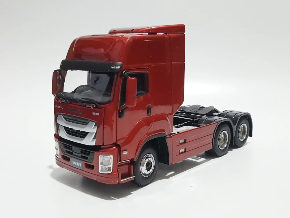 

Exquisite Alloy Model Gift 1:32 ISUZU VC61 Truck Tractor Trailer Vehicles DieCast Toy Model for Collection Decoration