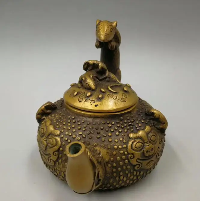 Chinese pure brass twelve zodiac mouse teapot craft statue