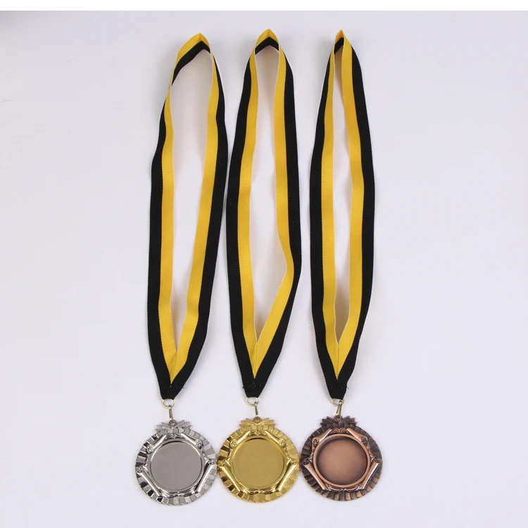 Size 6.7MM Blank Medals   Gold Color Medal and  Silver Color Medal and   Branze  Color Medal