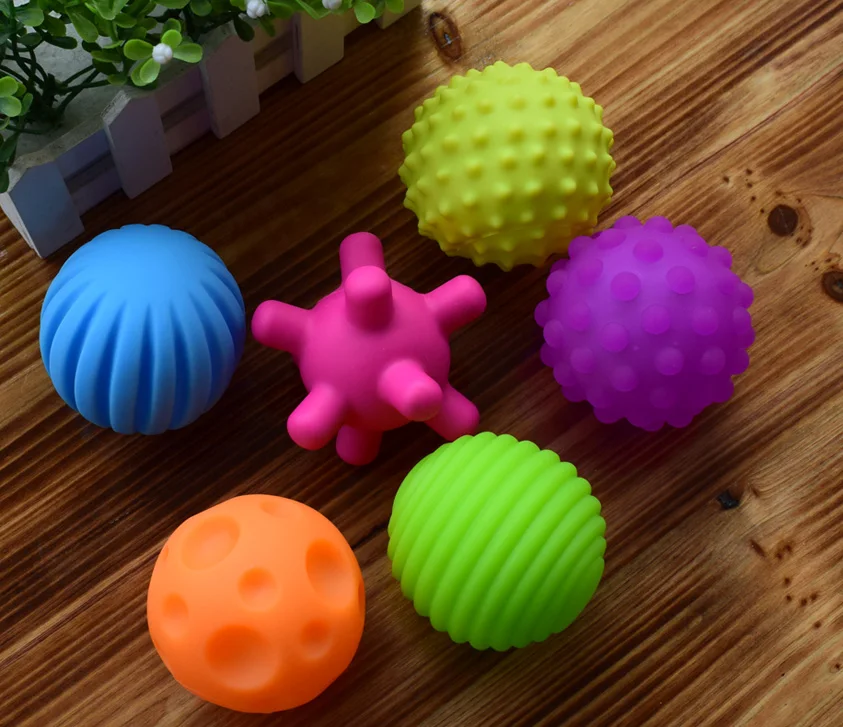 

4&6pcs Textured Multi Ball Set soft develop baby tactile senses toy Baby touch hand training Massage ball Rattle Activity toys