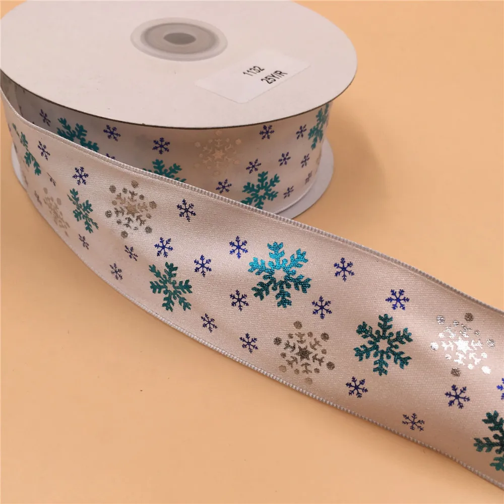 38mm X 25yards White Wired Satin Ribbon with Snowflake Imprinting for Gift Bow,wedding,cake Wrap,tree Decoration N1132