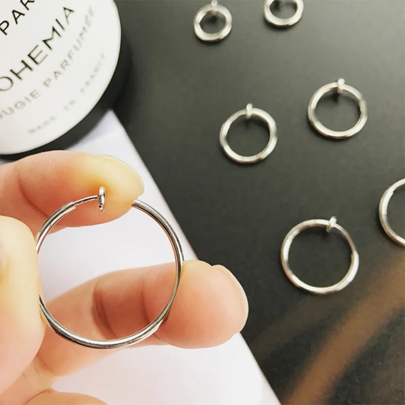 1 Pair Big Circle Large Hoop Earrings Fake Spring Clip On Nose Ring Hoop Lip Ring Helix Ring Hoop Fake Ear Ring Accessories