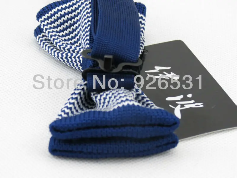 Children's bow tie/navy and white pinstripe knit bowtie/Deserve to act the role of children neck ties