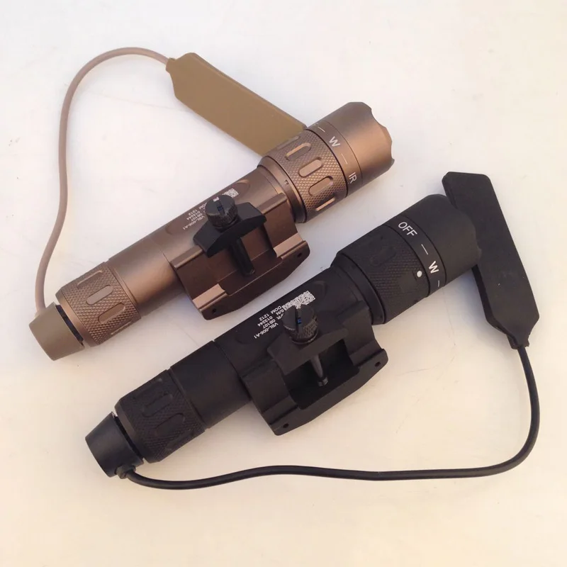 Lightmau  TWM-30-GL: Tactical Weapon-Mounted Light w/Green Laser