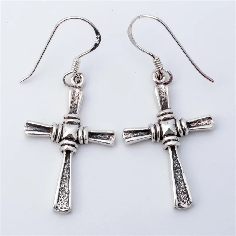 YACQ 925 Sterling Silver Cross Dangle Drop Earrings Biker Jewelry Gifts for Women Wife Her Girlfriend Girls Dropshipping YCE01