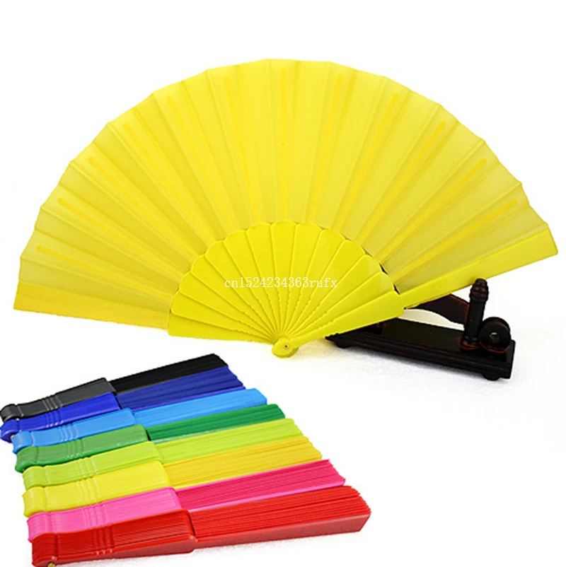 100pcs Plastic Wedding Fan Foding Hand Fan Wedding Shower Favors For Guests Wedding Party Decoration Giveaways