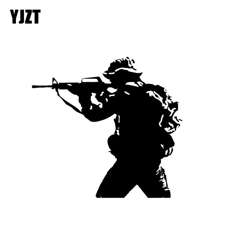 YJZT 15.6*14.6CM Soldier Weapon Gun Decoration Car Sticker Vinyl Accessories Motorcycle Graphic C12-0328