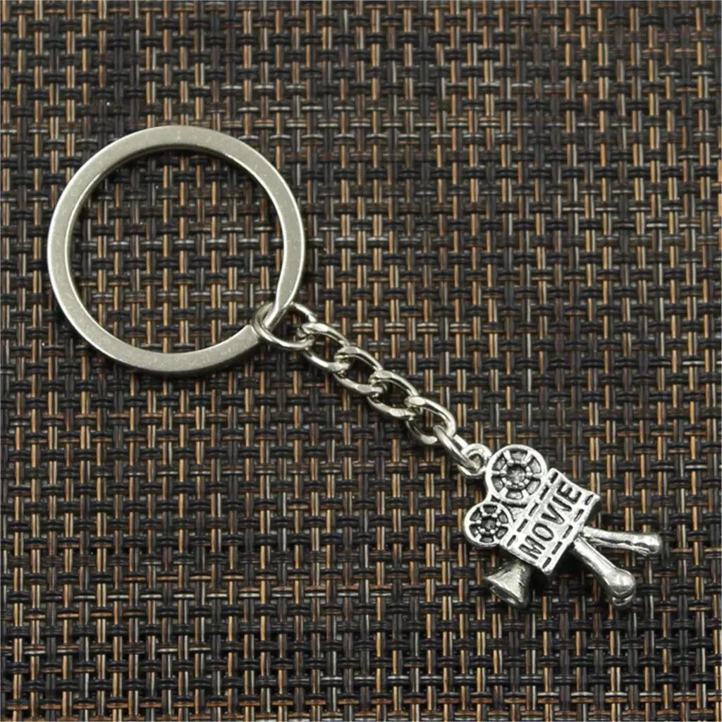 New Fashion Men 30mm Keychain DIY Metal Holder Chain Vintage Movie Camera Projector 25x17mm Silver Color Pendant Gift