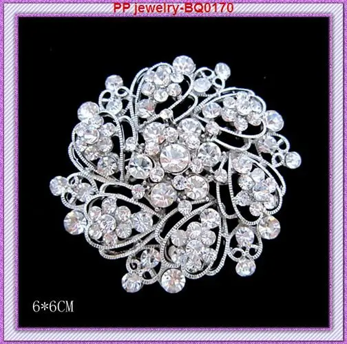 

Wholesale price!!(60pc/lot)Silver tone clear crystal rhinestone Nice flower Pin brooches for wedding invitation,party,gift.etc