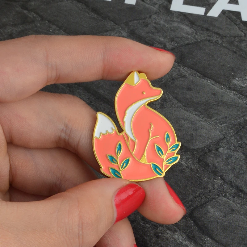 Fox Enamel Brooch Gold Silver Color Denim Clothes Shirt Pin Buckle Badge Cartoon Animal Jewelry Gift for Kids Friends