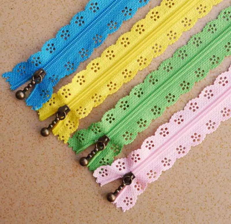 100 pieces 35cm (13.8in) Nylon Coil Beautiful Lace Zippers for DIY Bags #3 Tailor Sewer Craft Retail free shpping 24 Colors