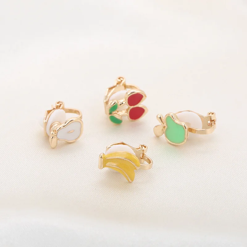 2019 New Fruit Shape 4pcs Kids Clip Earrings Cartoon Children Jewelry Baby Girl Earrings Kids Ear Clip on Pierced Alloy Earrings