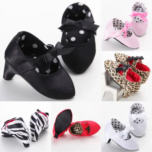 Sapatos de salto alto para meninas recém-nascidas, calçados antiderrapantes e com laço de leopardo para primeiros passos, para crianças pequenas
