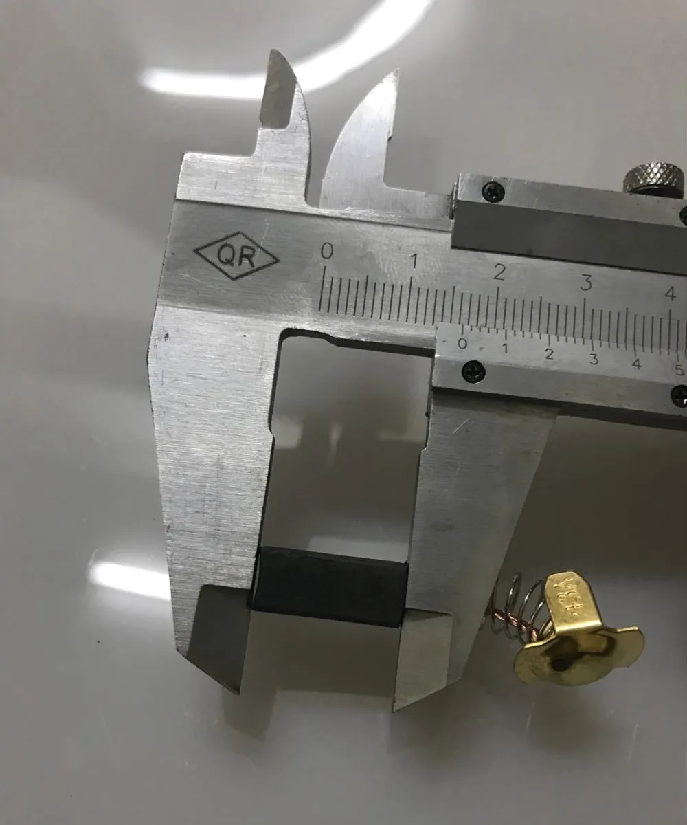 استبدال مطرقة دورانية فرش كربون 11 مللي متر x 16 مللي متر x 7 مللي متر 2 قطعة