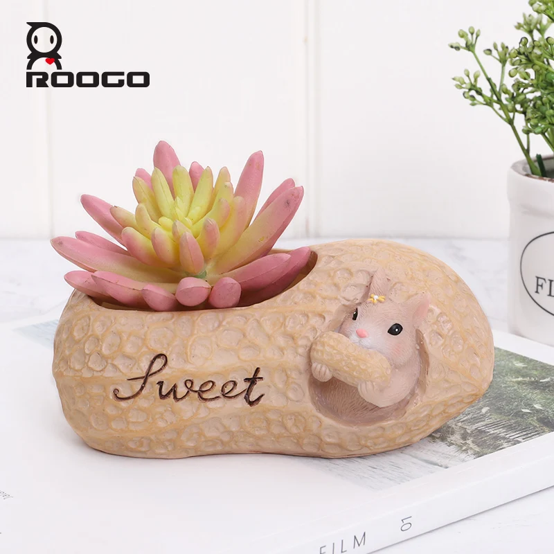 

Roogo Cute Resin Figurine Animal Pots For Flowers Squirrel Nuts House Cartoon Flower Pot Succulent For Home Garden Decoration