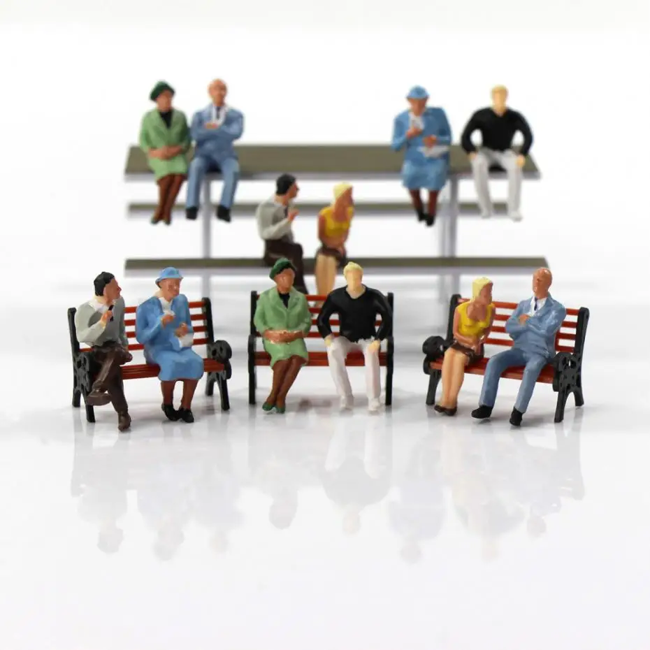 P4802 24pcs All Seated Figures O scale 1:48 Painted People Model Railway Layout