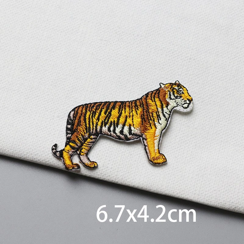 High Quality Tiger Elephant Giraffe Animal Embroidery Patches for Clothes Decoration 3D Diy Zebra Clothing Accessories Ironing