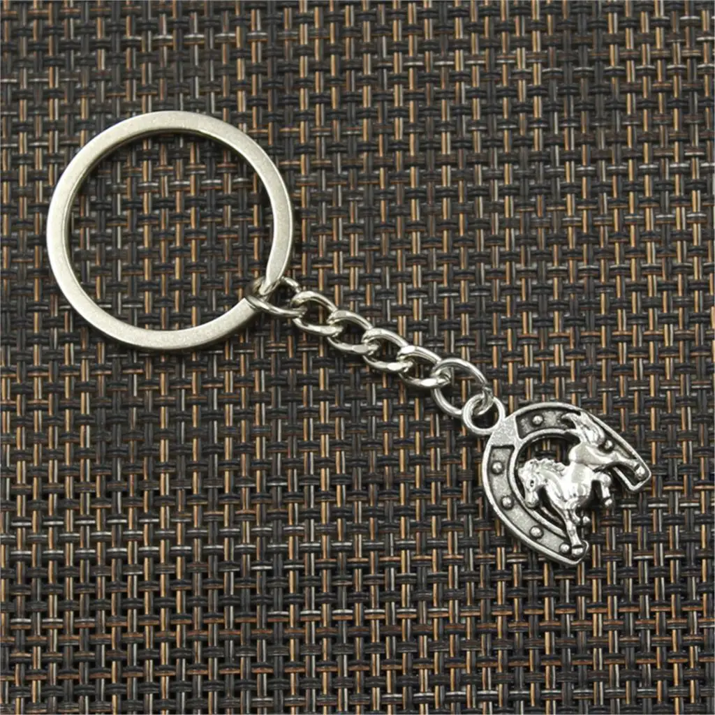 Fashion Horse Lucky Horseshoe 23x18mm Pendant 30mm Key Ring Chain Silver Color Men Car Gift Souvenirs Keychain Dropshipping