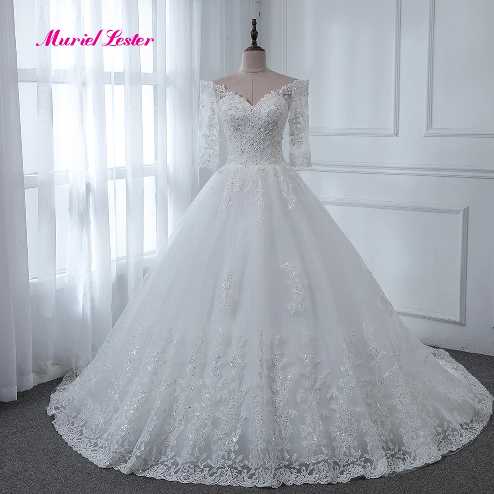 Exquisite Ball Gown Wedding Dress Customized Royal Train V Neck Bride Dress 3/4 Sleeves Sparkly Beaded Appliques Women Dresses