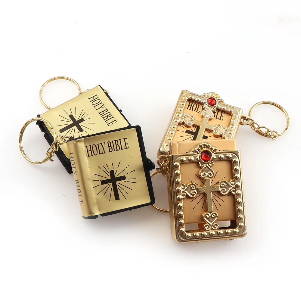 Readable English Version Bible Keychain Exquisite Mini Cross Key Pendant Christian Holy Writ Keychain Religious Souvenir