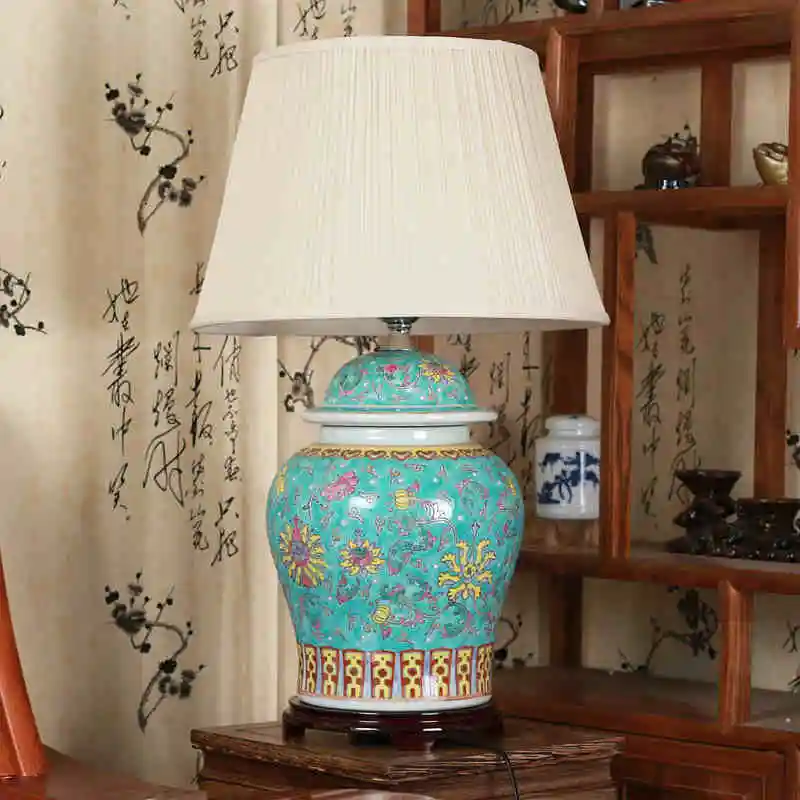 Jingdezhen Vintage style porcelain ceramic desk table lamps for bedside chinese Blue and White Porcelain traditional table lamp