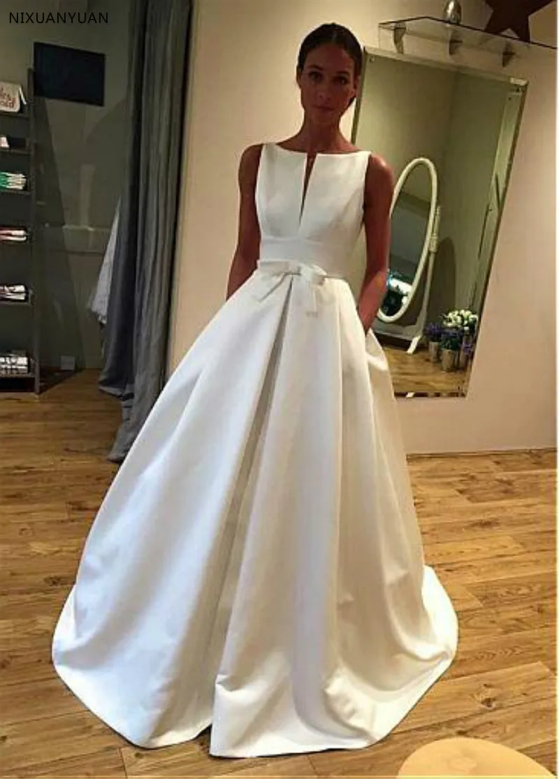 

Elegant Satin Bateau Neckline A-line Wedding Dress with Bowknot & Pockets Long Simple Bridal Gowns Robe De Mariee