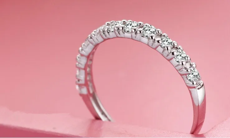 Nueva llegada de la venta caliente zirconio Super Brillante De plata de ley 925 Ladies'finger anillos de boda venta al por mayor de joyería