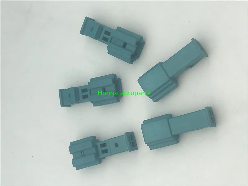 2 Pin/Way Male Plug Connector Socket Housing Terminal  61136925634 9-968654-1