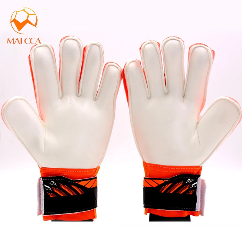 Professional Soccer Goalkeeper Gloves with Finger Protection for Kids Football Goalie Gloves Sizes 6 5 7