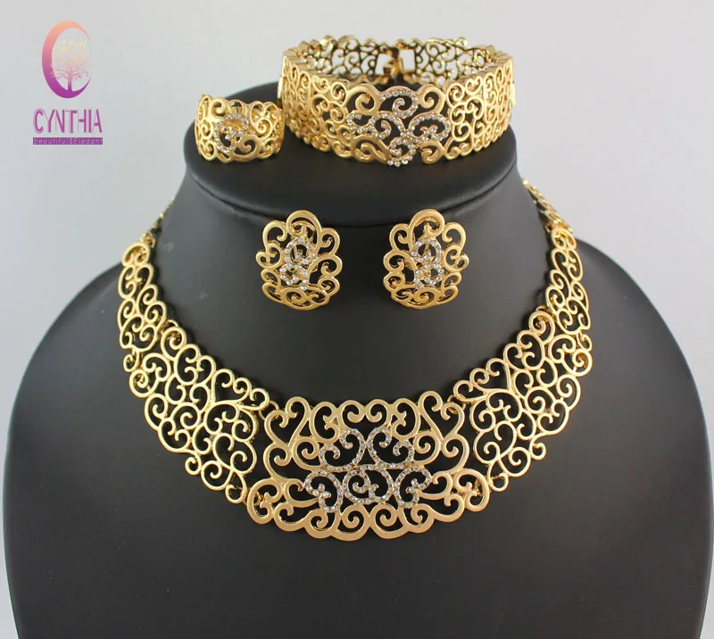 African Costume Jewelry Sets Gold Color Crystal Wedding Women Bridal Accessories nigerian Flower Pattern Necklace Set