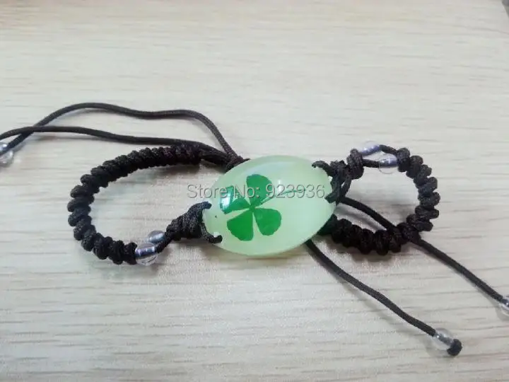 New Arrival Real Four Leaf Lucky Clover Shamrock Glow Bracelet Black Rope Party Gift New Fine Present