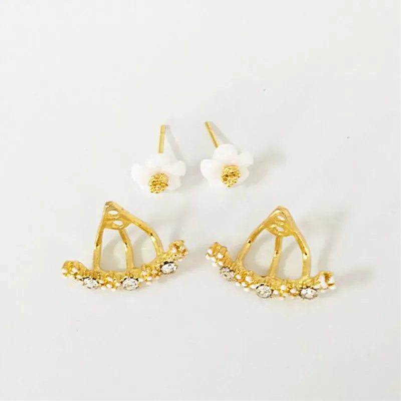 New Fashion Small Daisy Double Side Back Post Hanging Stud Earrings for Women Beautiful Crystal Flower Ear Jewelry Wholesale