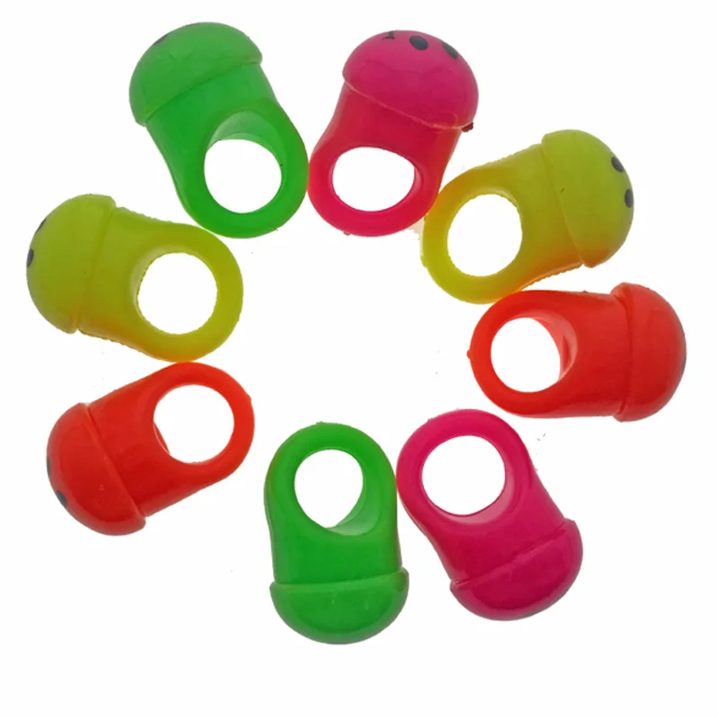 

Fashion Led party LED Flashing Light smile Ring Flashing Party Soft Rave Glow Jelly Finger Rings Color Random Kids Toy 30pcs/lot