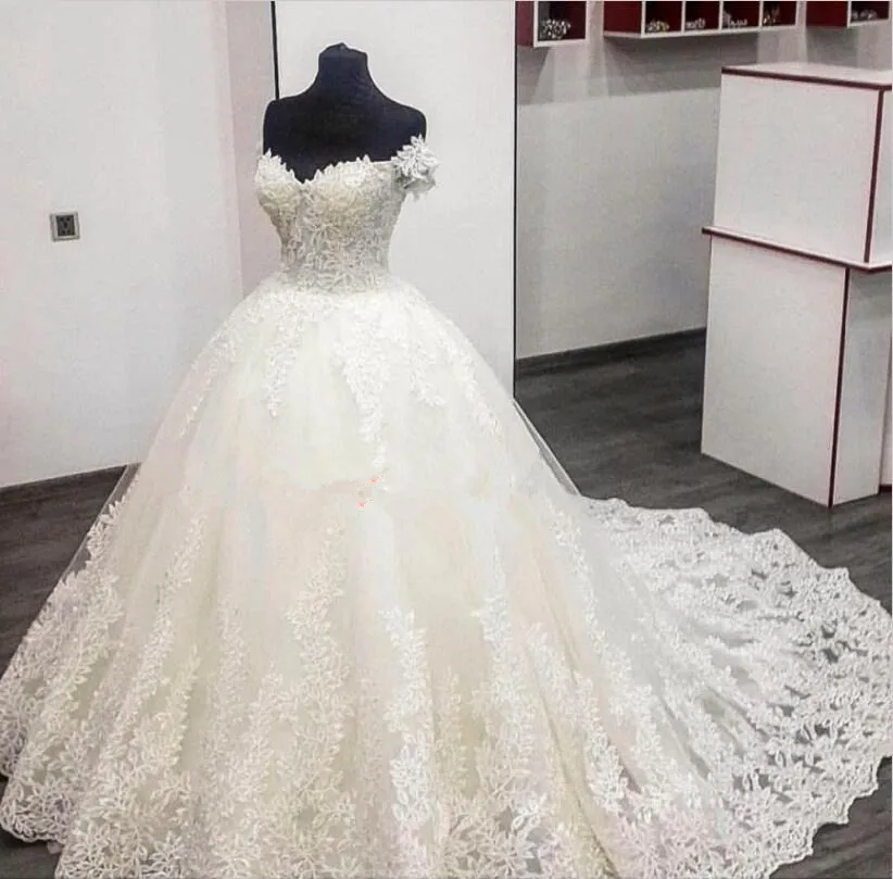 Customized Plus Size lace Luxury Ball Gown Wedding Dresses 2022 robe de mariage Mid-East vestido de noiva Princess Bridal Gown