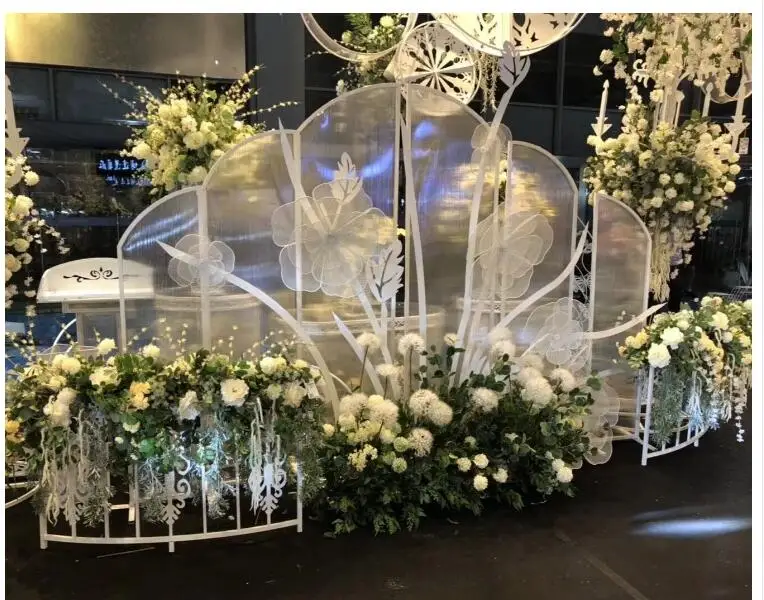 

New stage stage stage props arc rhyme screen set of six stage decoration wedding window iron decoration.