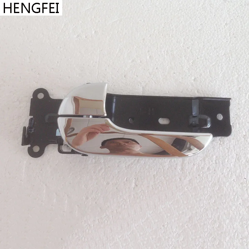Accessori per auto originali per Kia carnival all\'interno della maniglia della porta